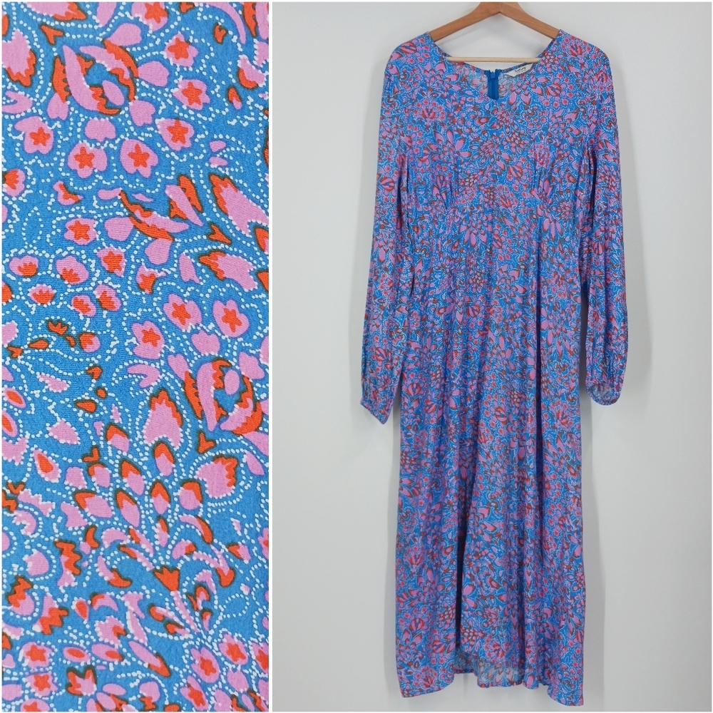 B. Young Byflouri V Neck Dress